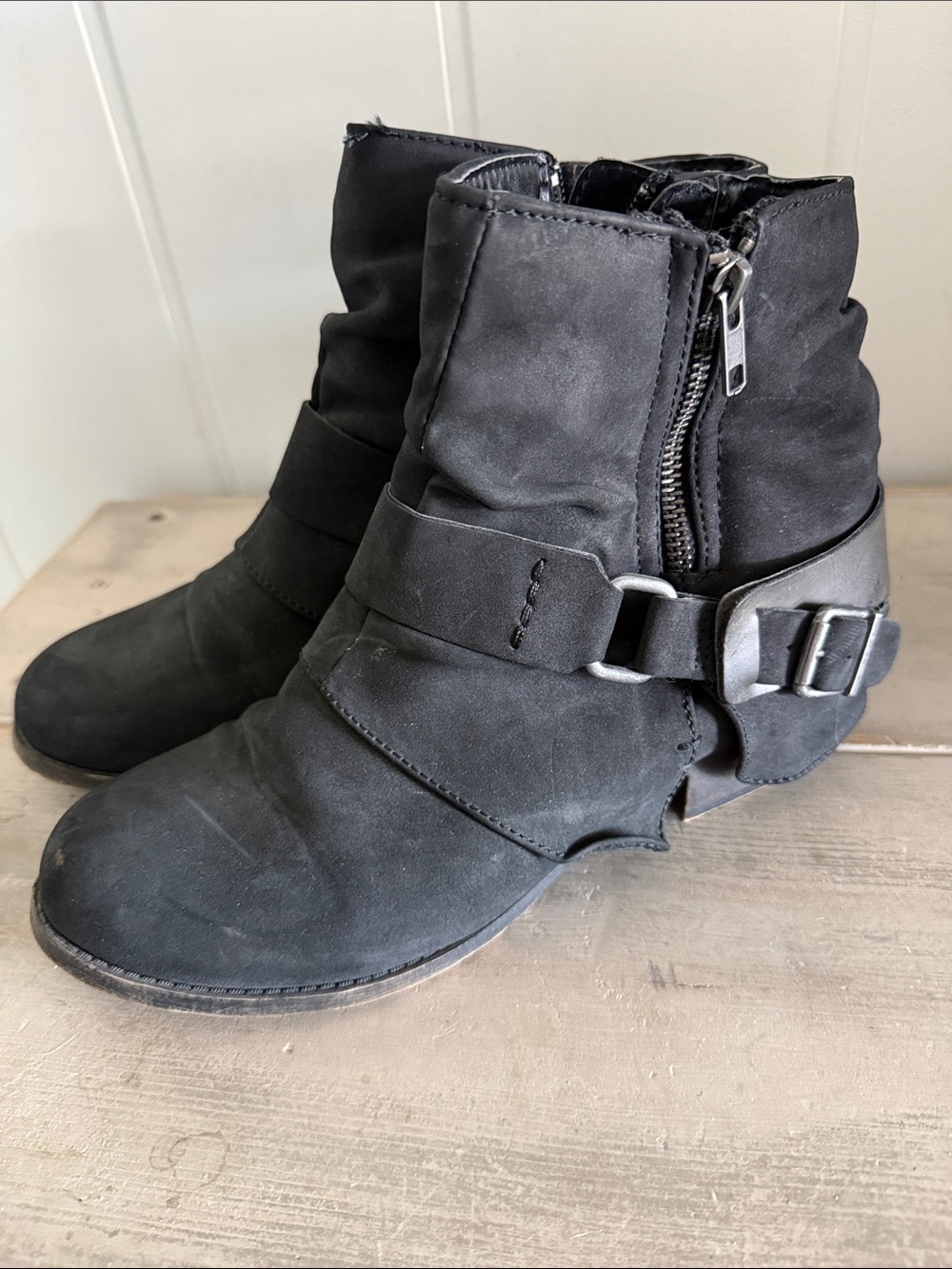 Women's Suede Moto Black Ankle Boots with Buckle Strap - Picture 5 of 7